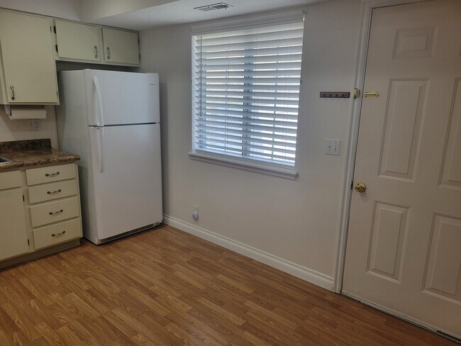 Foto del edificio - 743 Sioux Dr