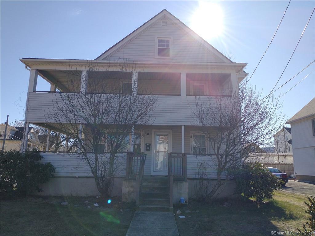 44 Center St Unit 1, Bristol, CT 06010 Room for Rent in Bristol, CT