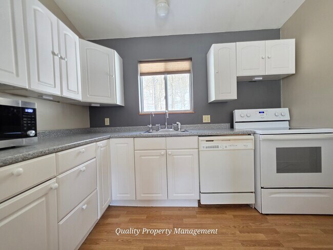 Foto del edificio - 116 Pine Trail