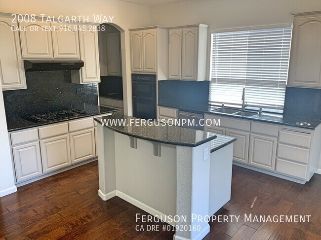 Building Photo - Single Story East Roseville Home With Gree...