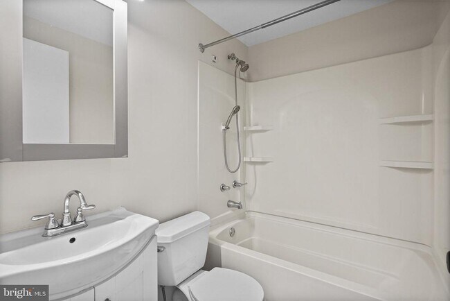 Foto del edificio - 9411 Merryrest Rd