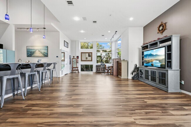 Building Photo - 102 Quitman St