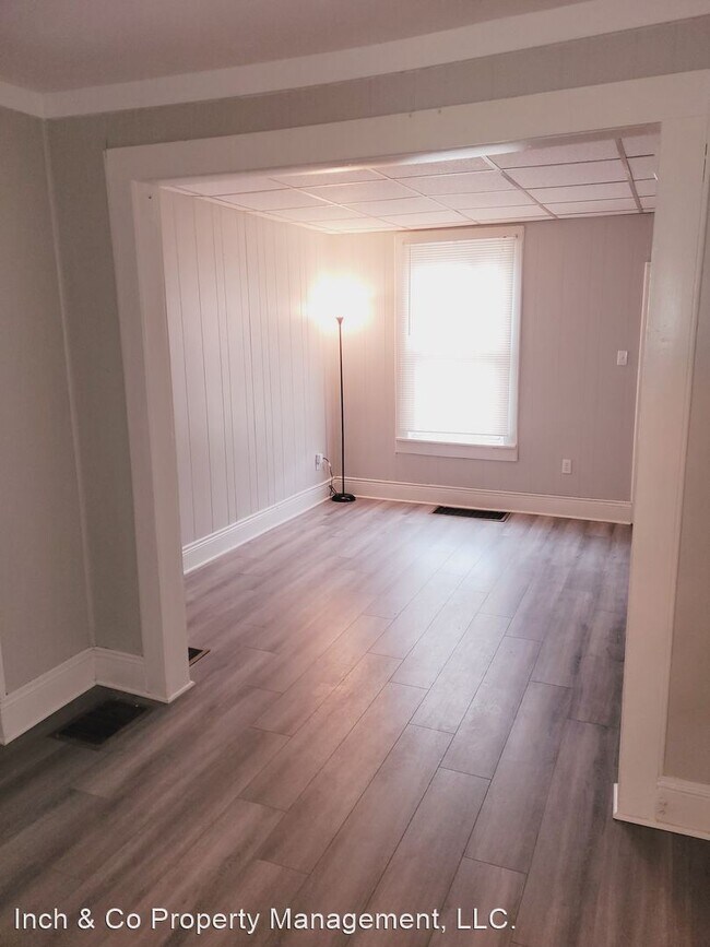 Foto del edificio - 2 br, 1.5 bath House - 533 Vander Ave