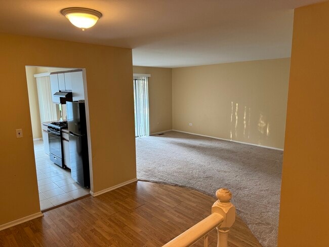 Foto del edificio - 690 Cross Creek Dr N