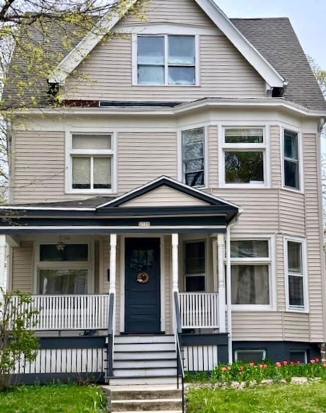 Building Photo - 2728 N Murray Ave