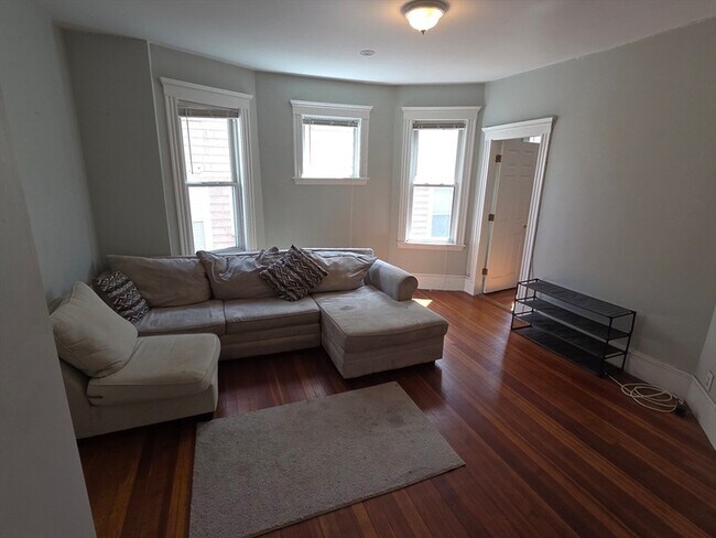 Photo - 6 Sawyer Avenue Unit 2 Apartment