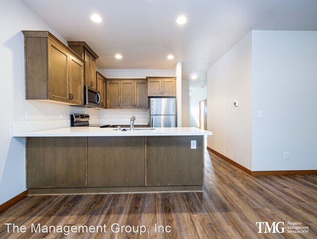 Foto del edificio - 2 br, 2 bath House - 3321 Lewis Lane