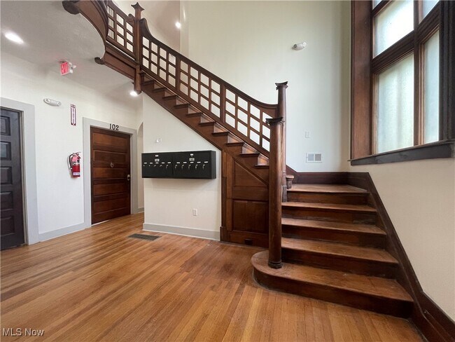 Foto del edificio - 1848 E 89th St