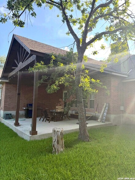 Building Photo - 48 Silverhorn Dr