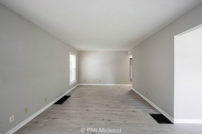 Foto del edificio - "Charming 3-Bedroom Home in Indianapolis –...