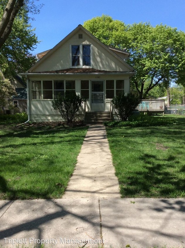 Primary Photo - 1107 Wilson Ave