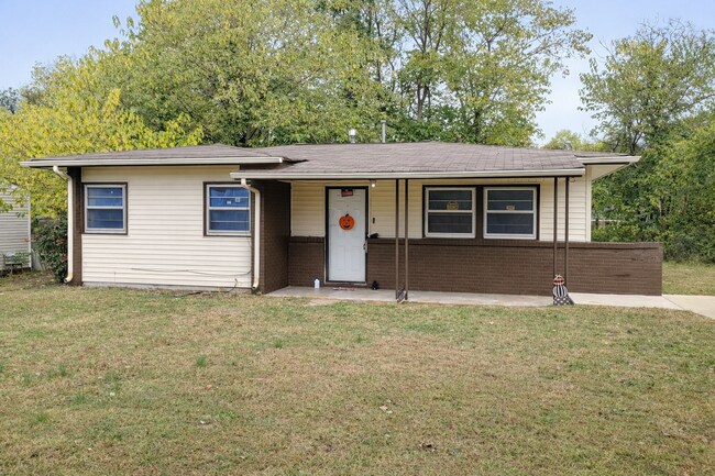 Foto del edificio - Evans Avenue