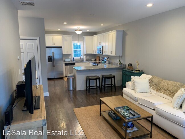 Foto del edificio - 2 br, 2 bath House - 35 Ringgold Street Un...