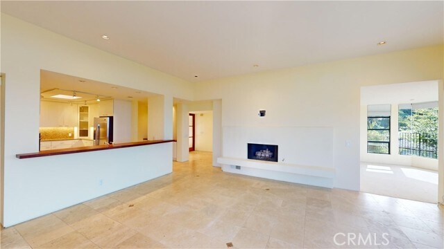 Building Photo - 1505 Skyline Dr
