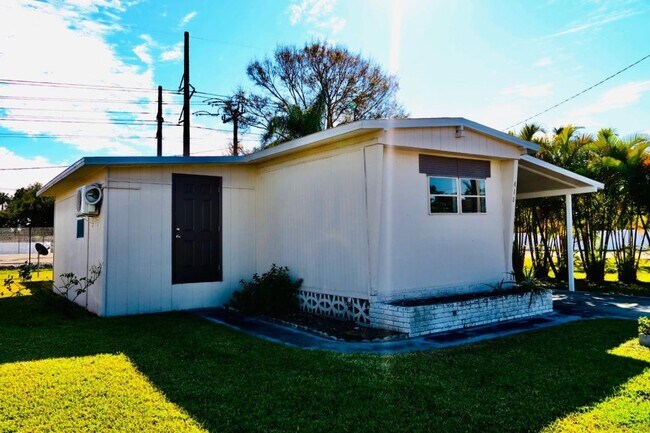 Foto del edificio - 410 Suwanee Dr