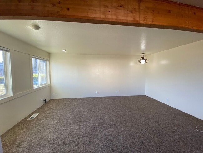 Building Photo - 2602 Eide St