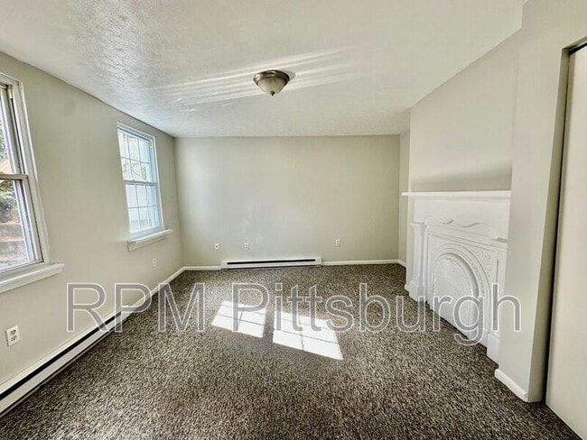 Building Photo - 2709 Josephine St