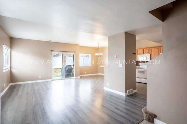 Building Photo - 12748 S Timber Run Dr