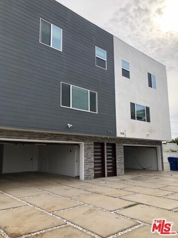 Foto del edificio - 1416 S Sycamore Ave