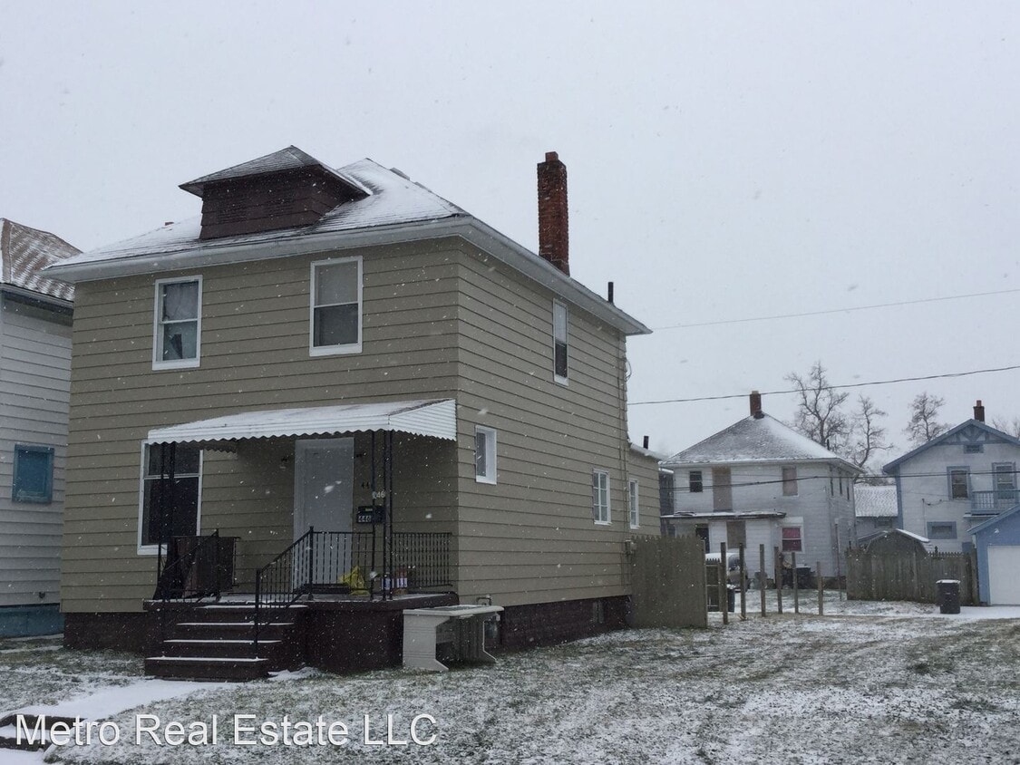 Foto principal - 4 br, 2 bath House - 446 Colerick St