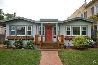 156 Duane St