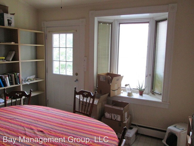 Foto del edificio - 3038 Remington Ave