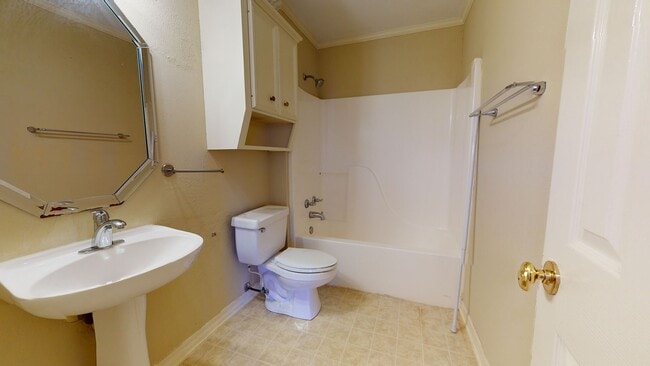 Building Photo - South Bossier Rental - 2 beds/2 bath Pets ...