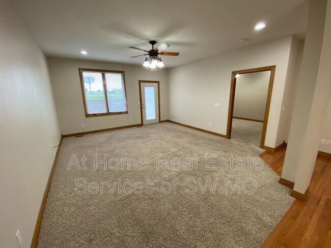 Foto del edificio - 5601 N 17th St
