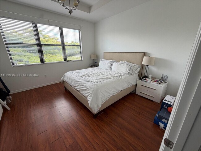 Foto del edificio - 655 NE 193rd St