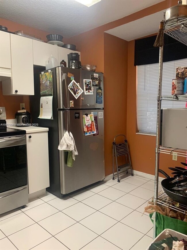 Foto del edificio - 390 City View Dr