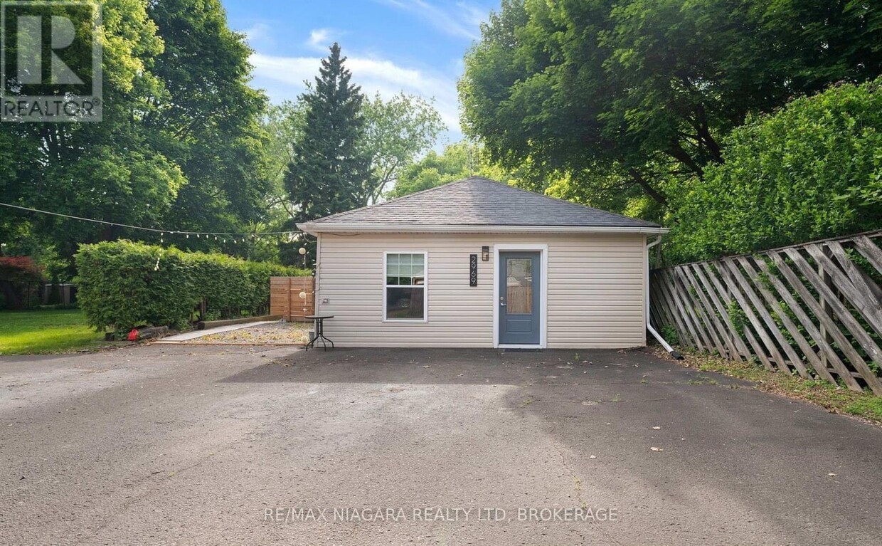 Primary Photo - 2971 Portage Rd