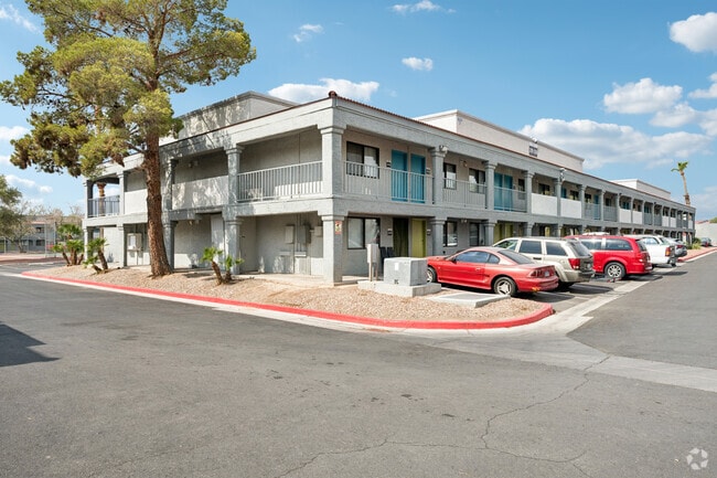 Building Photo - Village Square