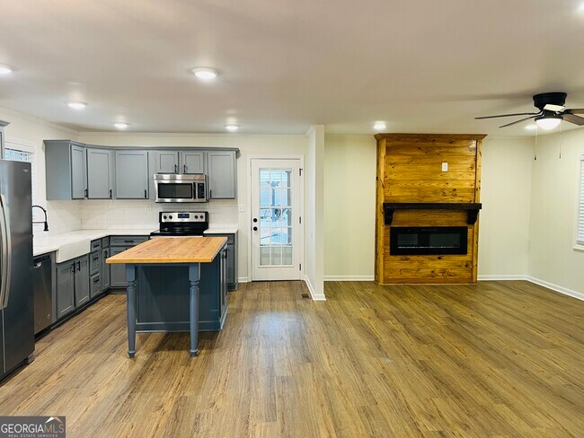 Foto del edificio - 502 Bavarian Dr