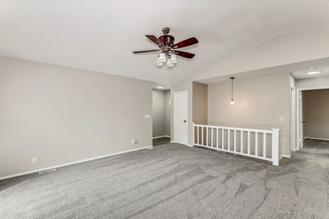 Building Photo - Coming Soon! WEST Side Duplex for rent! Spacious 3 bed/2 bath duplex for rent or rent to own!