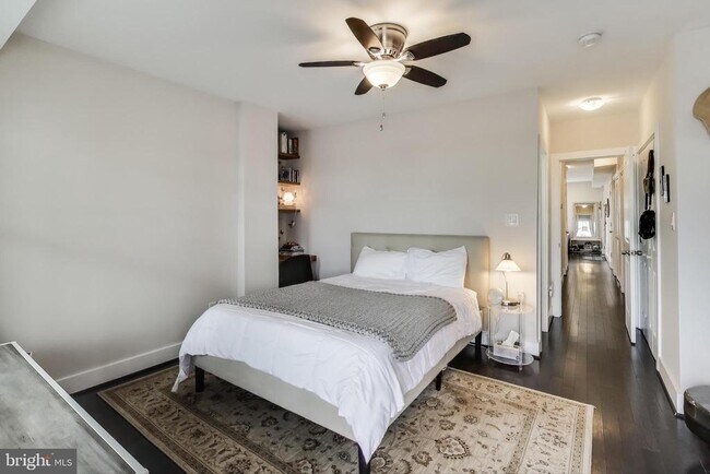 Foto del edificio - 426 18th St NE