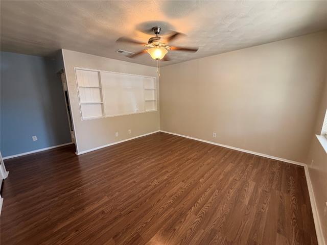 Building Photo - 825 Bryan Dr