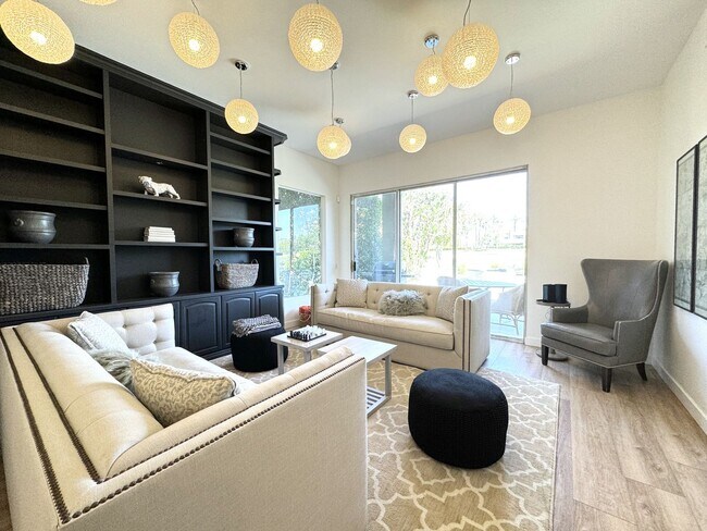 Building Photo - AVAILABLE NOW! Charming Modern *FURNISHED*...