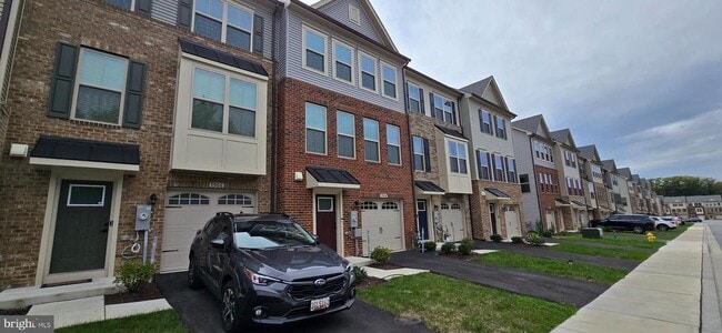 Foto del edificio - 7964 Big Roundtop Rd