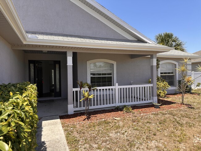 Building Photo - 324 Seaside Terrace