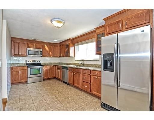 Building Photo - 24 Lill Ave
