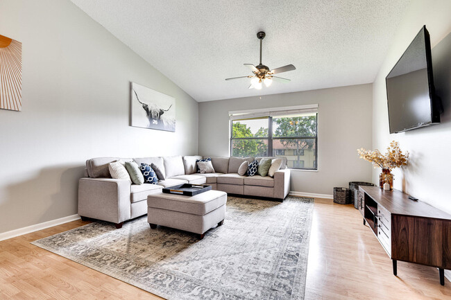 Foto del edificio - 13065 Albright Ct