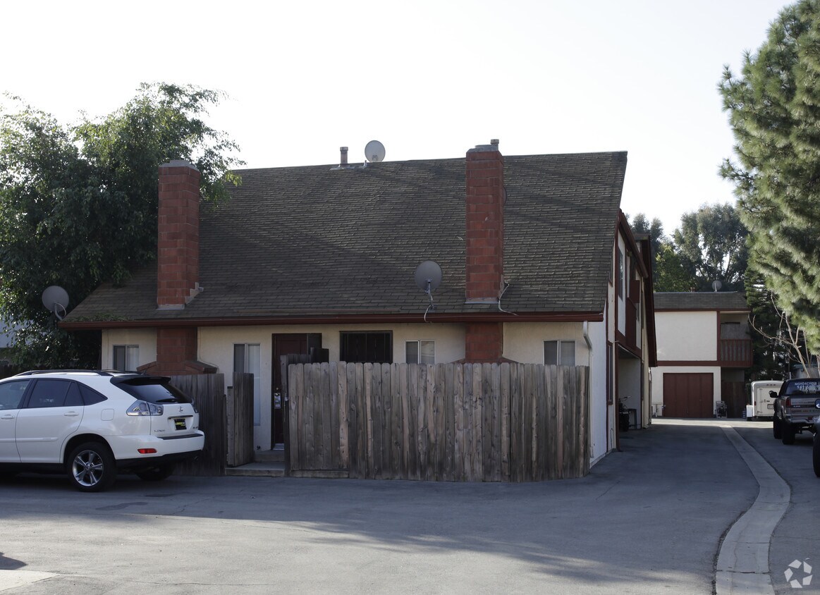 Foto del edificio - 377 W Bay St