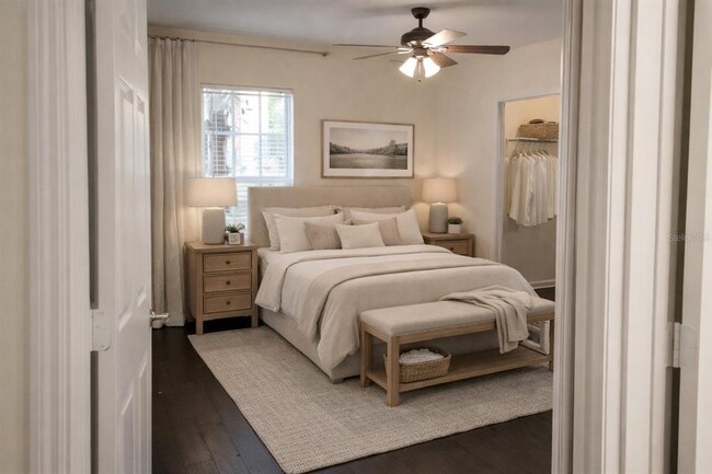 Foto del edificio - 713 Crest Pines Dr