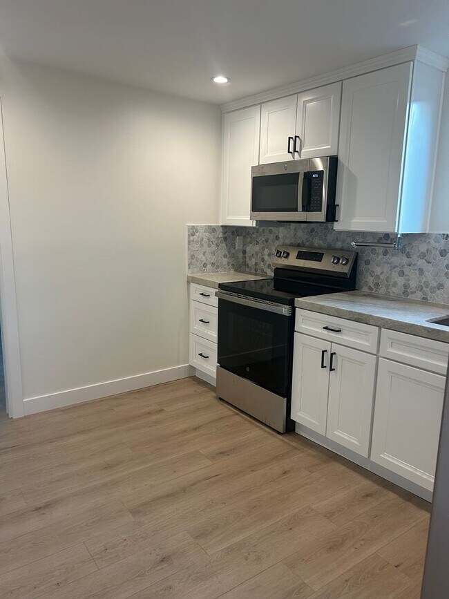 Foto del edificio - Brand New 1 Bedroom ADU – All Utilities Included!