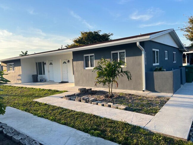 Foto del edificio - 4750 SW 43rd Ter