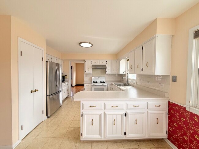 Foto del edificio - 4220 Oakton St