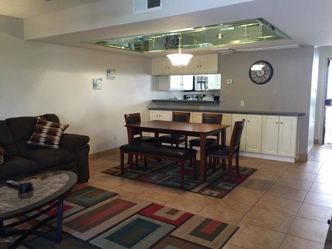 Foto del edificio - 9345 N 92nd St