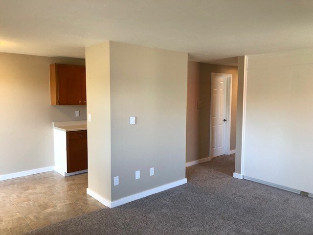 Building Photo - Apartment in Queen Anne