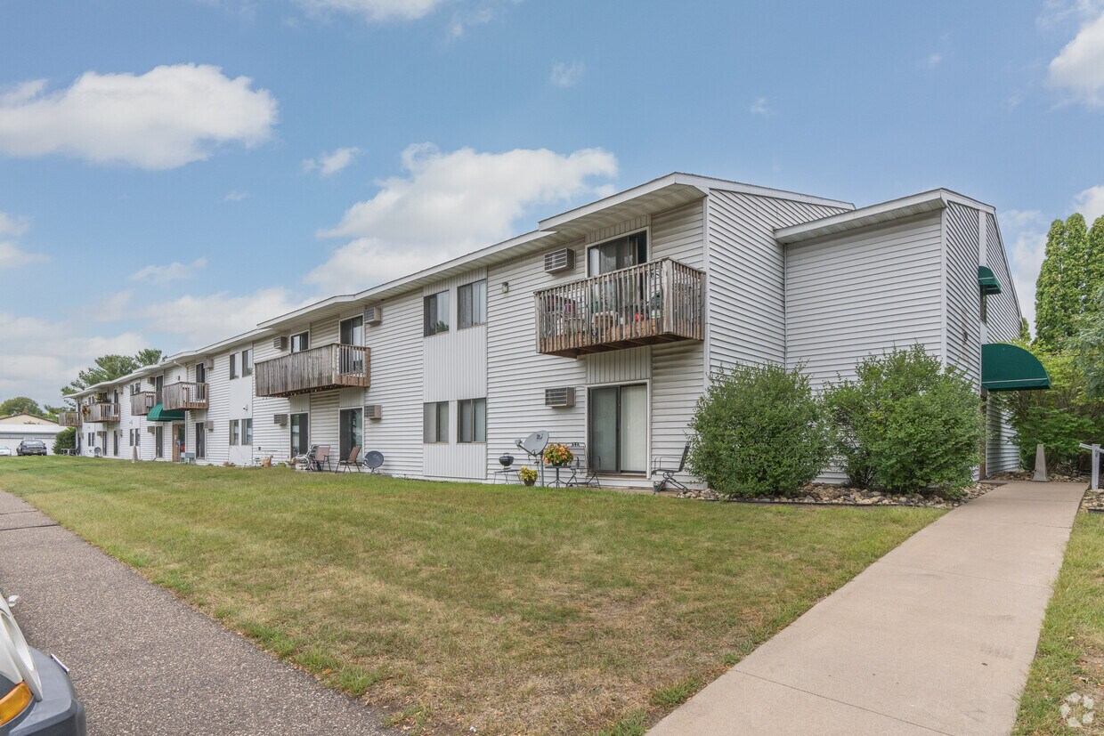 Glen Park Apartments Apartments in River Falls, WI