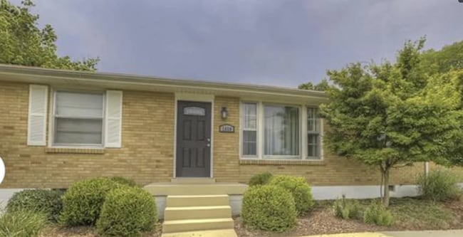 Building Photo - 2000 Upland Dr